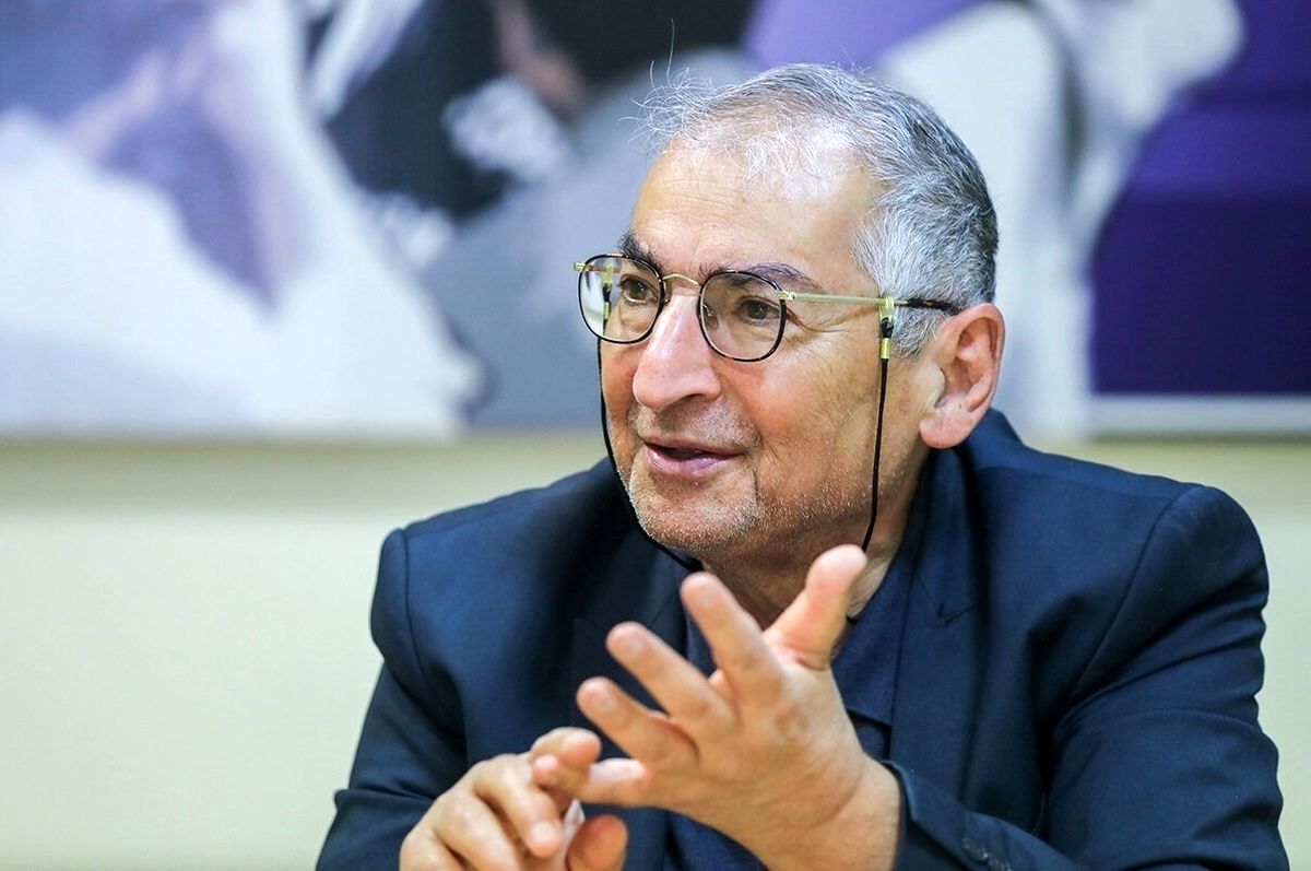صادق زیباکلام