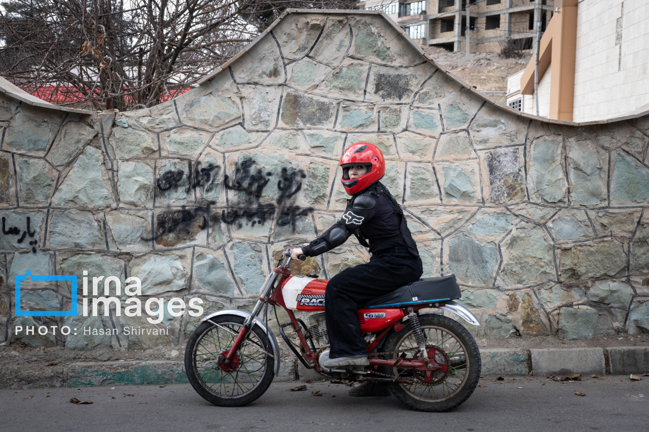 موتورسواری زنان