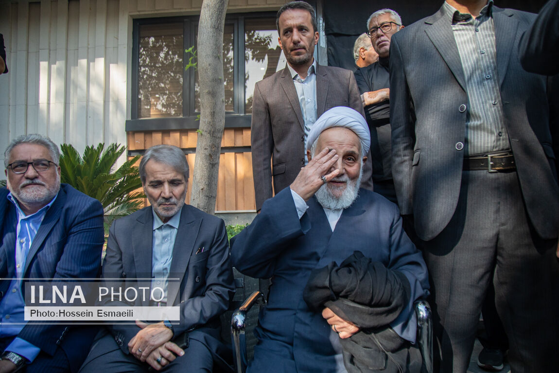 مراسم تشییع پیکر «احمد ناطق‌نوری»