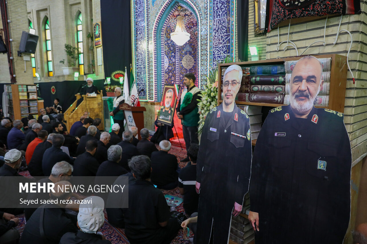 تصاویر | گرامیداشت سردار حاجی‌زاده با حضور کاظم صدیقی و محسن رضایی 10