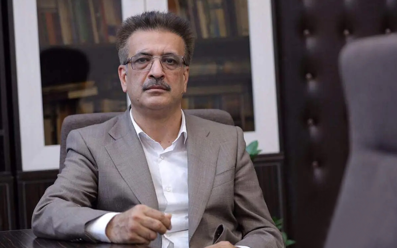 روشن شدن موتور بورس با کاهش ریسکهای سیاسی | وکیلی: کسری بودجه دولت، رشد بورس را تهدید میکند 3