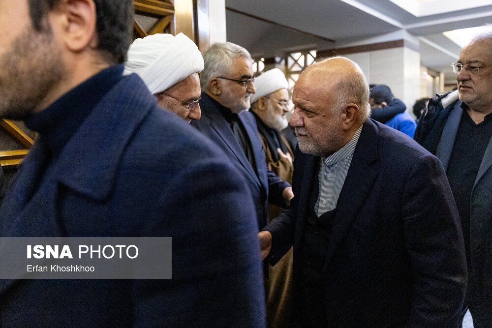 مراسم ترحیم اشرف بروجردی