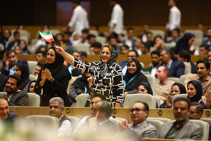 حضور همسر محمدباقر قالیباف در مراسمی با حضور پزشکیان / حواشی اولین سفر رئیس جمهور به اصفهان 3