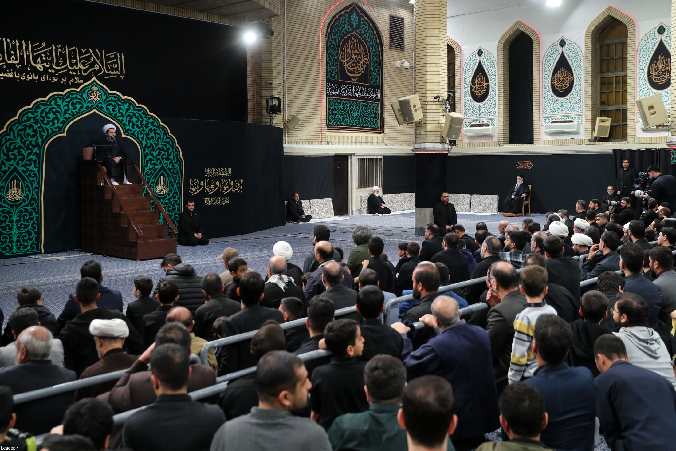 عزاداری شهادت حضرت زهرا (س) در حسینیه امام خمینی