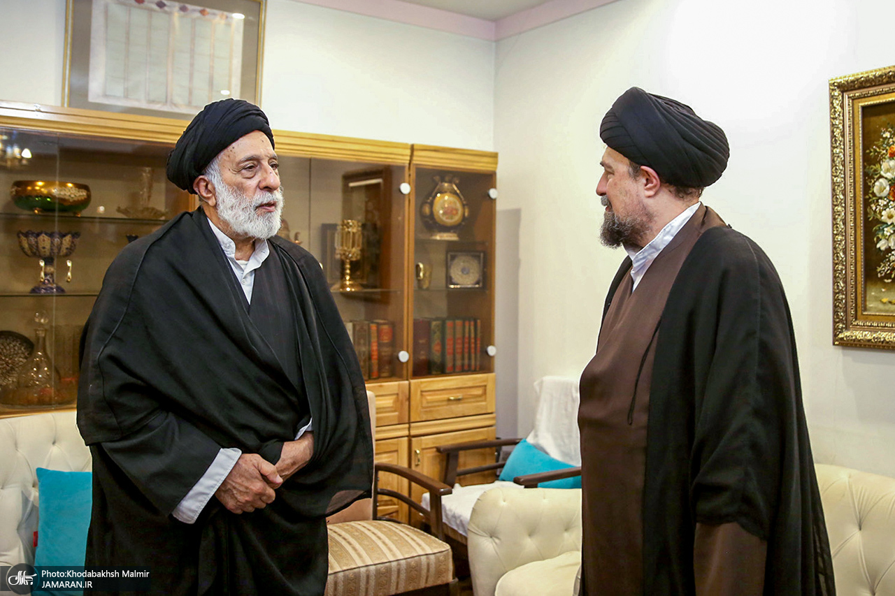 دیدار+سید+حسن+خمینی+با+حجت+الاسلام+و+المسلمین+سید+هادی+خامنه_ای (2)