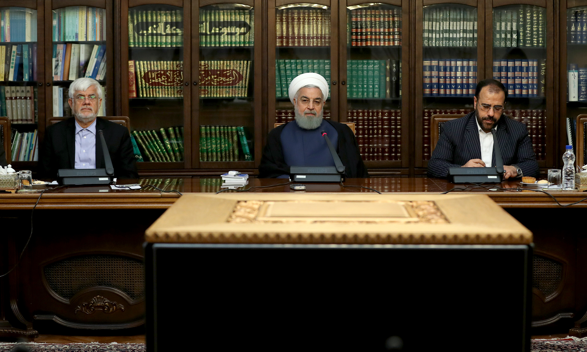 دیدار روحانی با اعضای فراکسیون امید