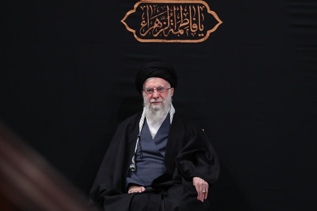 رهبر انقلاب 7