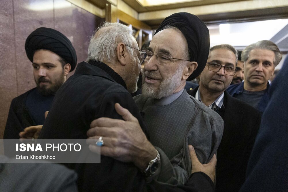 مراسم ترحیم اشرف بروجردی