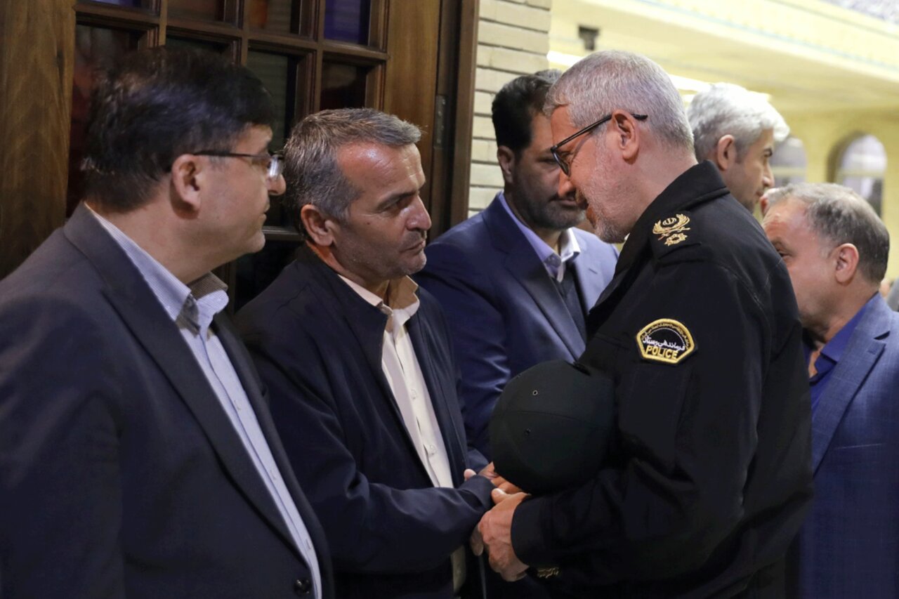 مراسم ختم پسر نماینده لردگان