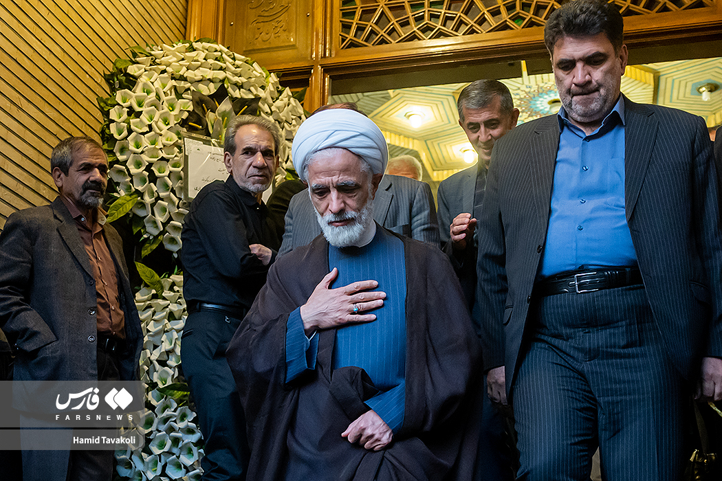 مراسم ختم برادر تاجزاده