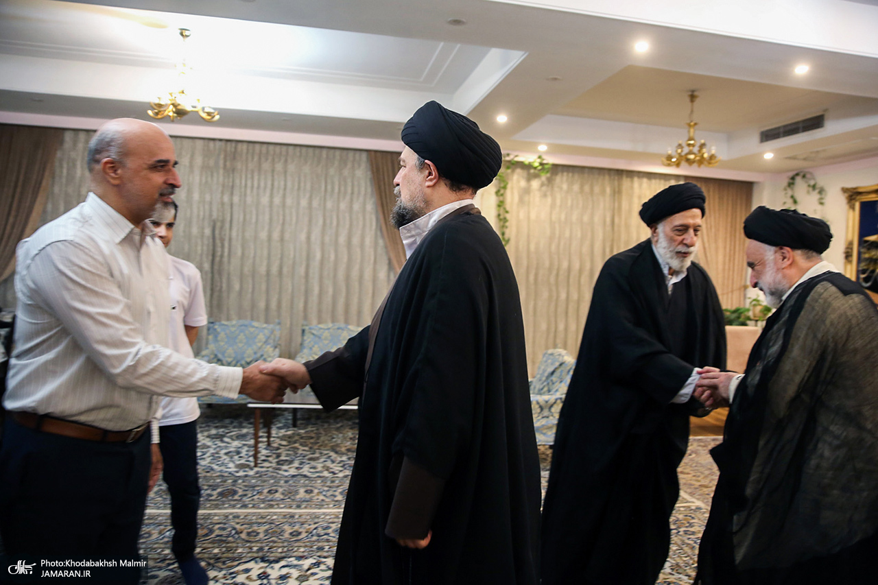 دیدار+سید+حسن+خمینی+با+حجت+الاسلام+و+المسلمین+سید+هادی+خامنه_ای (5)