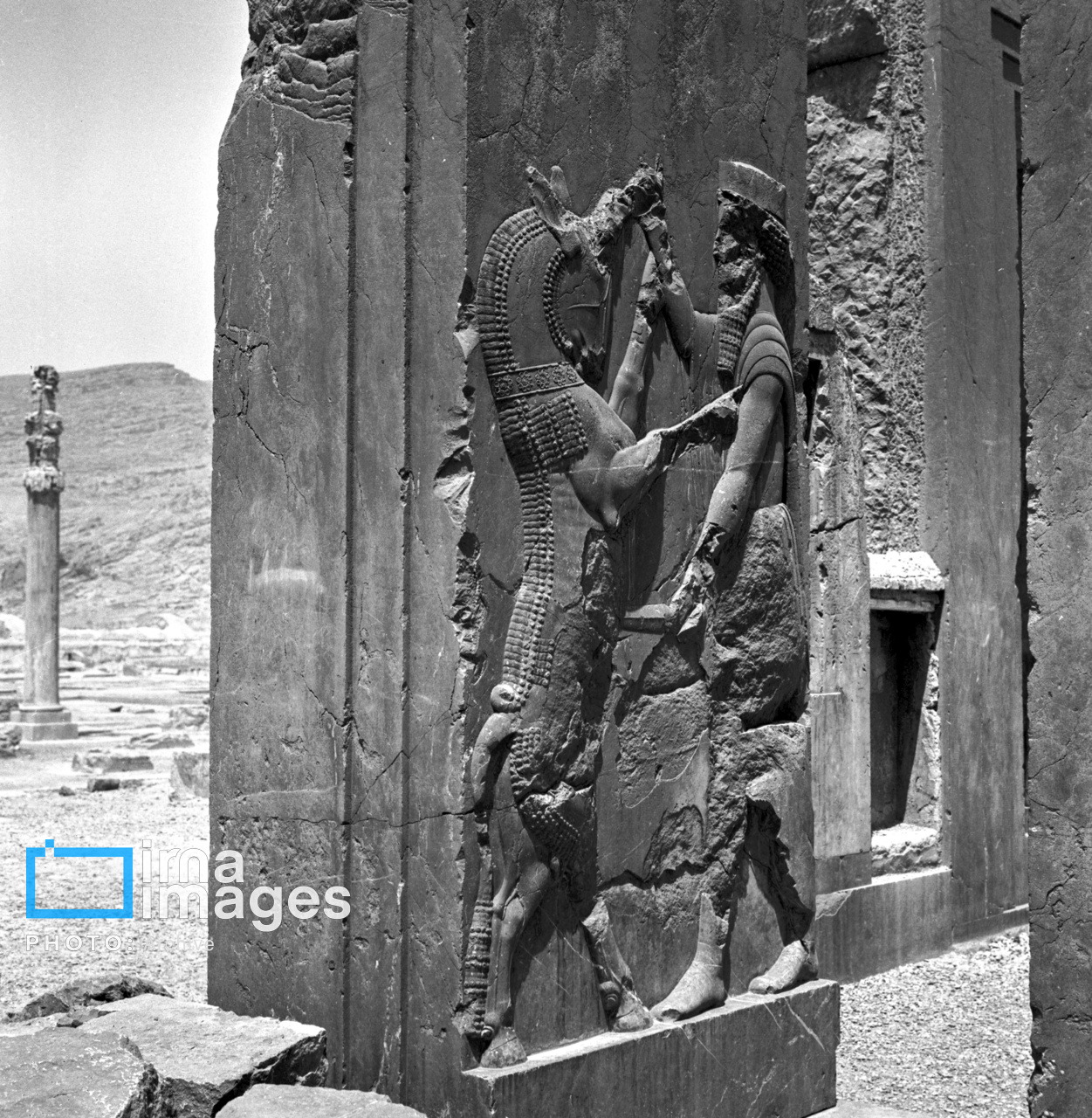 تحت جمشید در دهه 40 