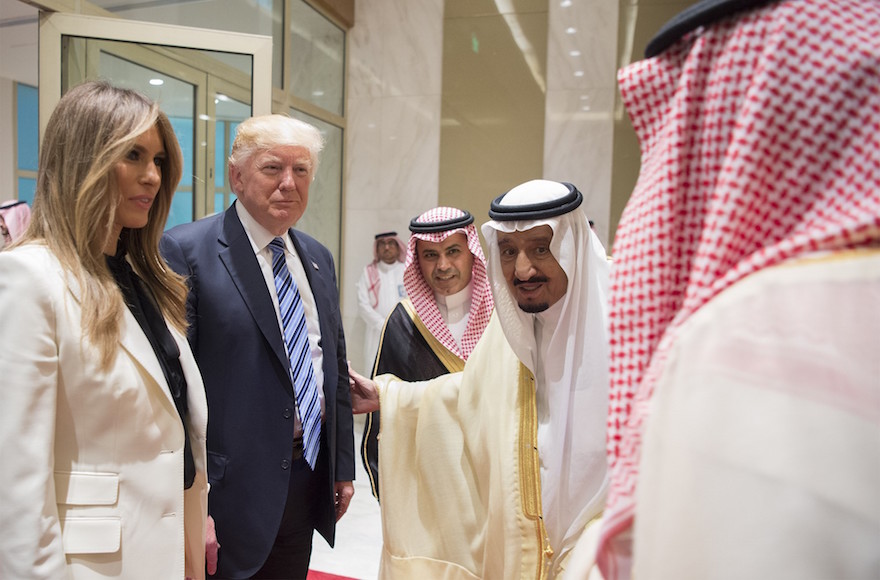 trump-saudis