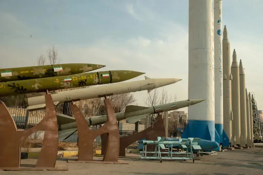 موشک (1)