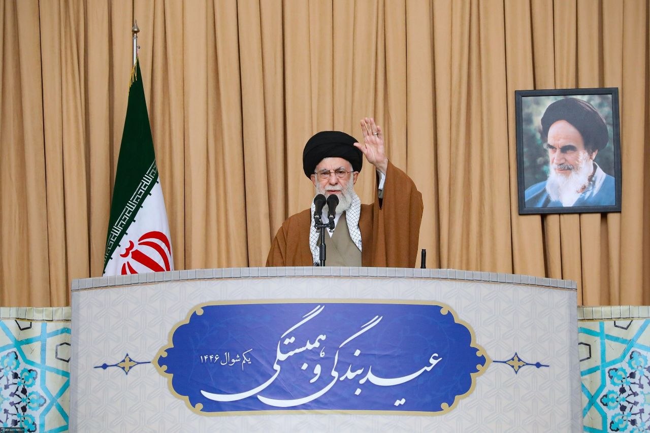 رهبر شهید