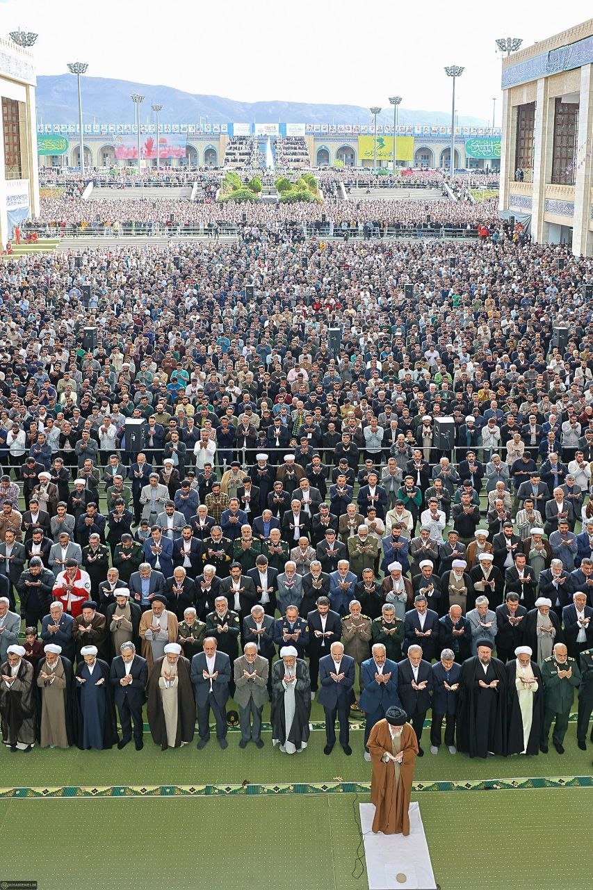 رهبر شهید