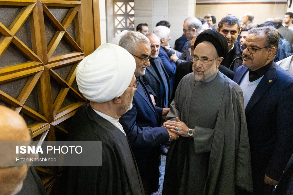 مراسم ترحیم اشرف بروجردی