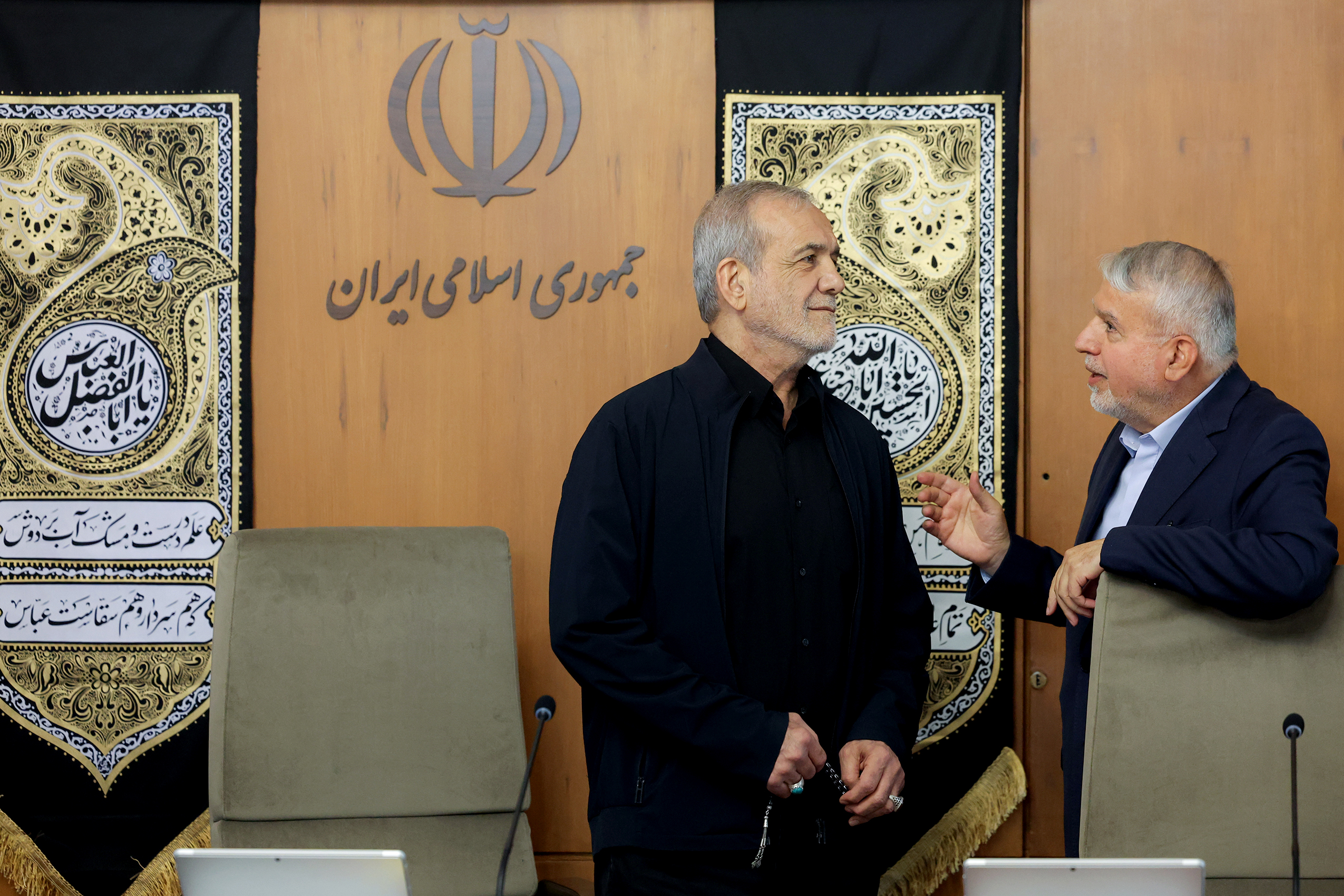 دولتمردان پزشکیان سیاهپوش شدند / تصاویری متفاوت از جلسه هیأت دولت 2