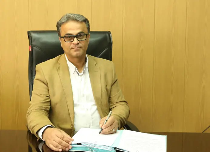 طهمورث شیری