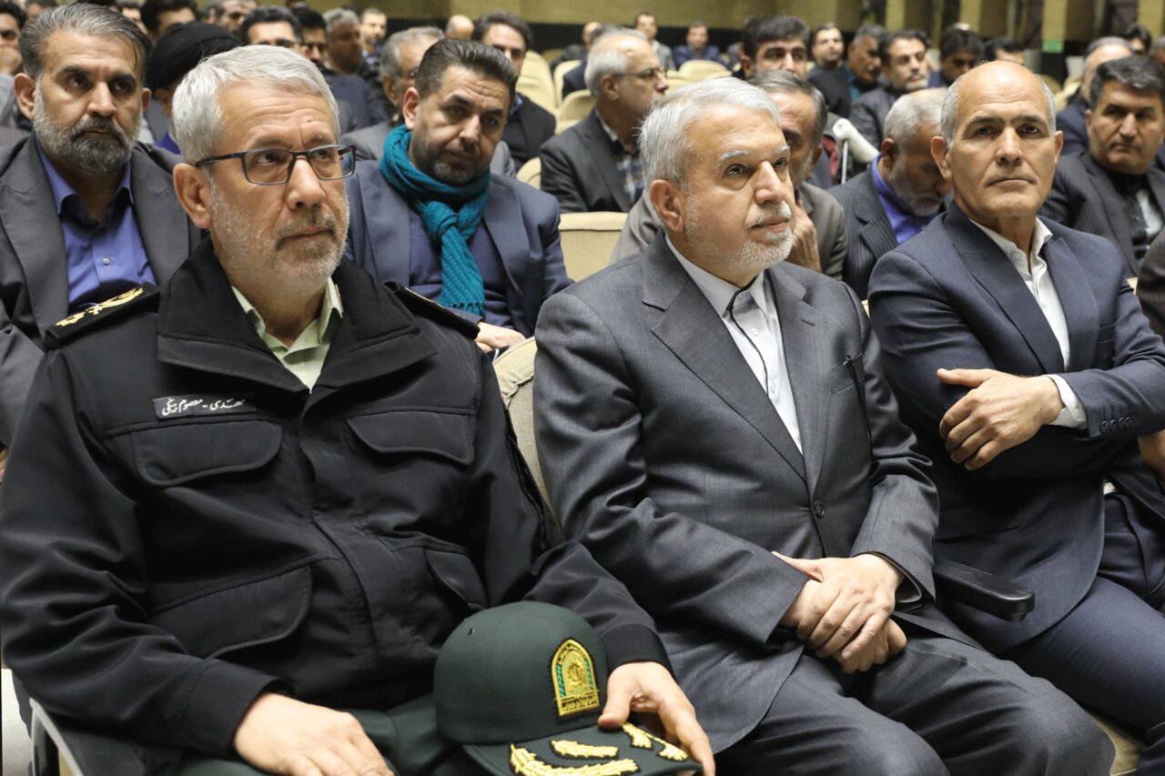 مراسم ختم پسر نماینده لردگان