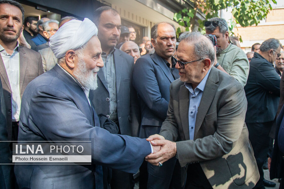 مراسم تشییع پیکر «احمد ناطق‌نوری»