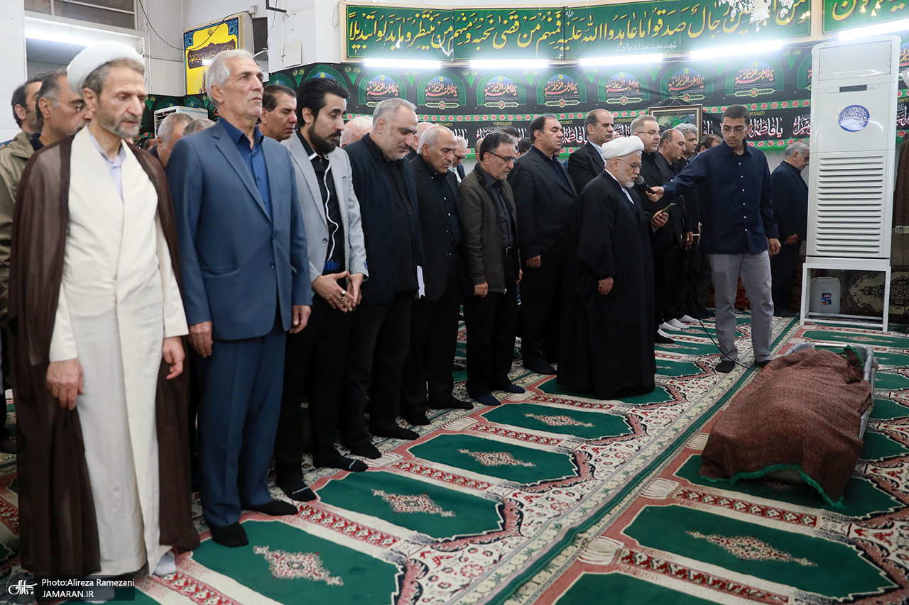 تشییع برادر مصطفی تاجزاده