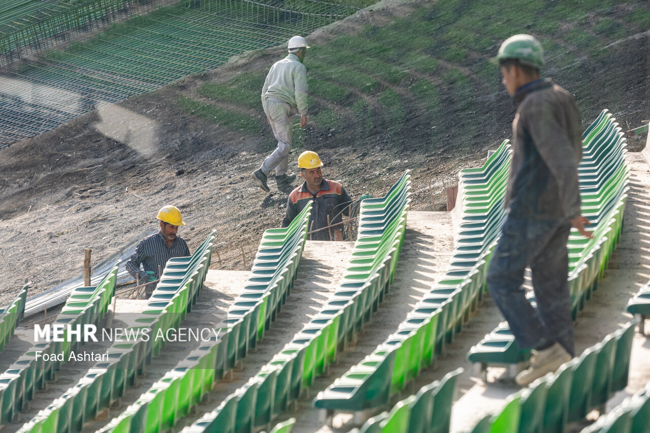 تعمیر ورزشگاه آزادی