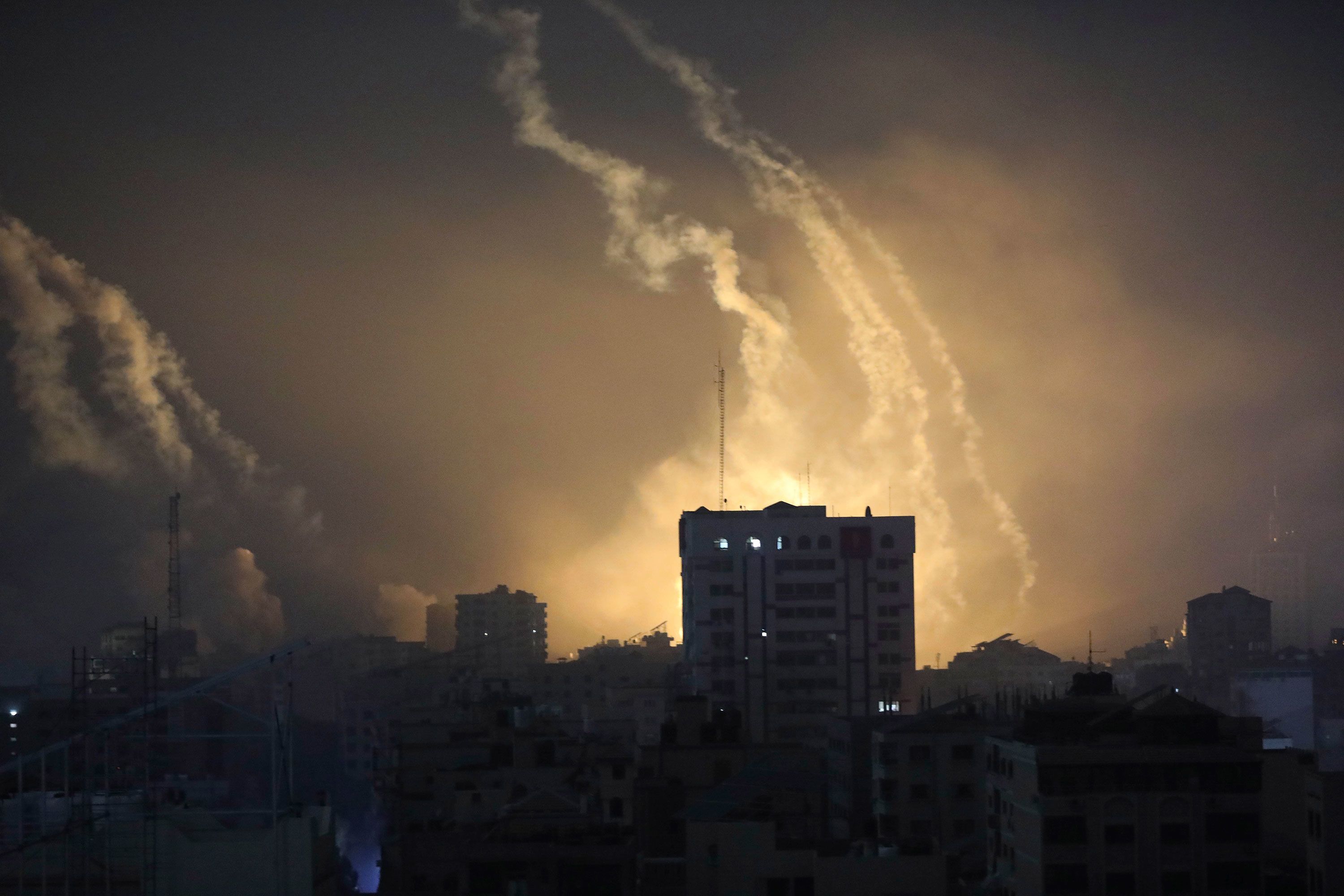 پلن تازه اسرائیل برای محاصره غزه / خاورمیانه در وضعیت آماده باش 2