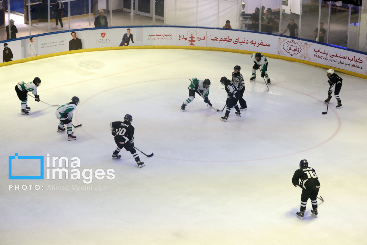 هاکی روی یخ دختران