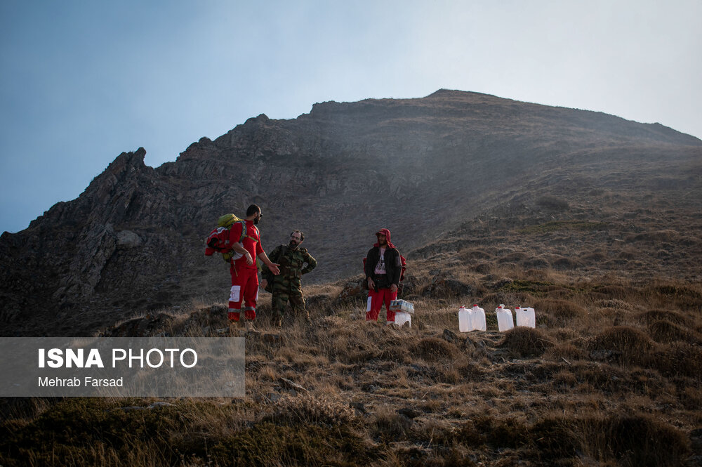 تصاویر | نبرد الیت با شعله‌ها 5