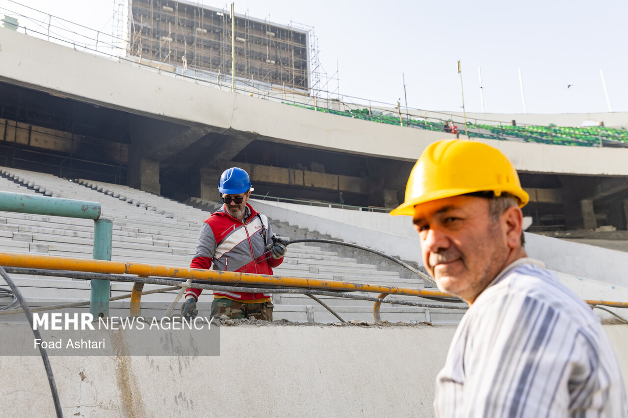 تعمیر ورزشگاه آزادی