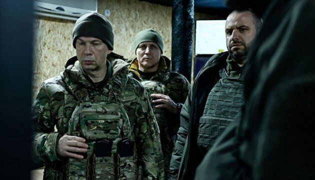 بازدید فرمانده جدید ارتش اوکراین از خط مقدم