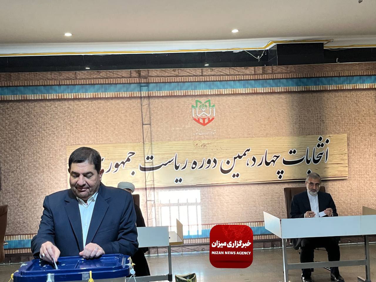 محمد مخبر در وزارت کشور رای داد + فیلم و عکس 2