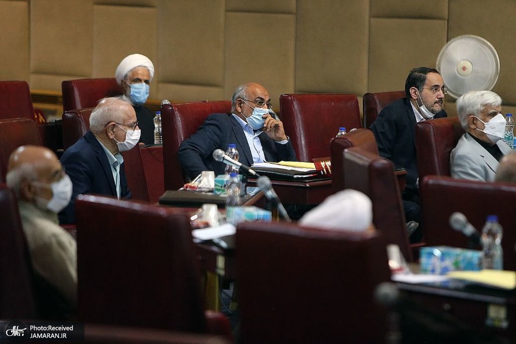 لاریجانی، شمخانی و محسن رضایی در یک جلسه اضطراری