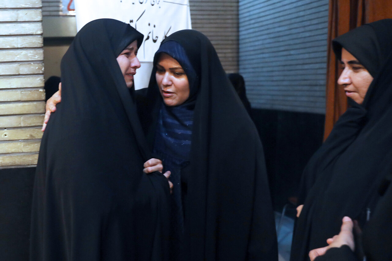 الهام ازاد
