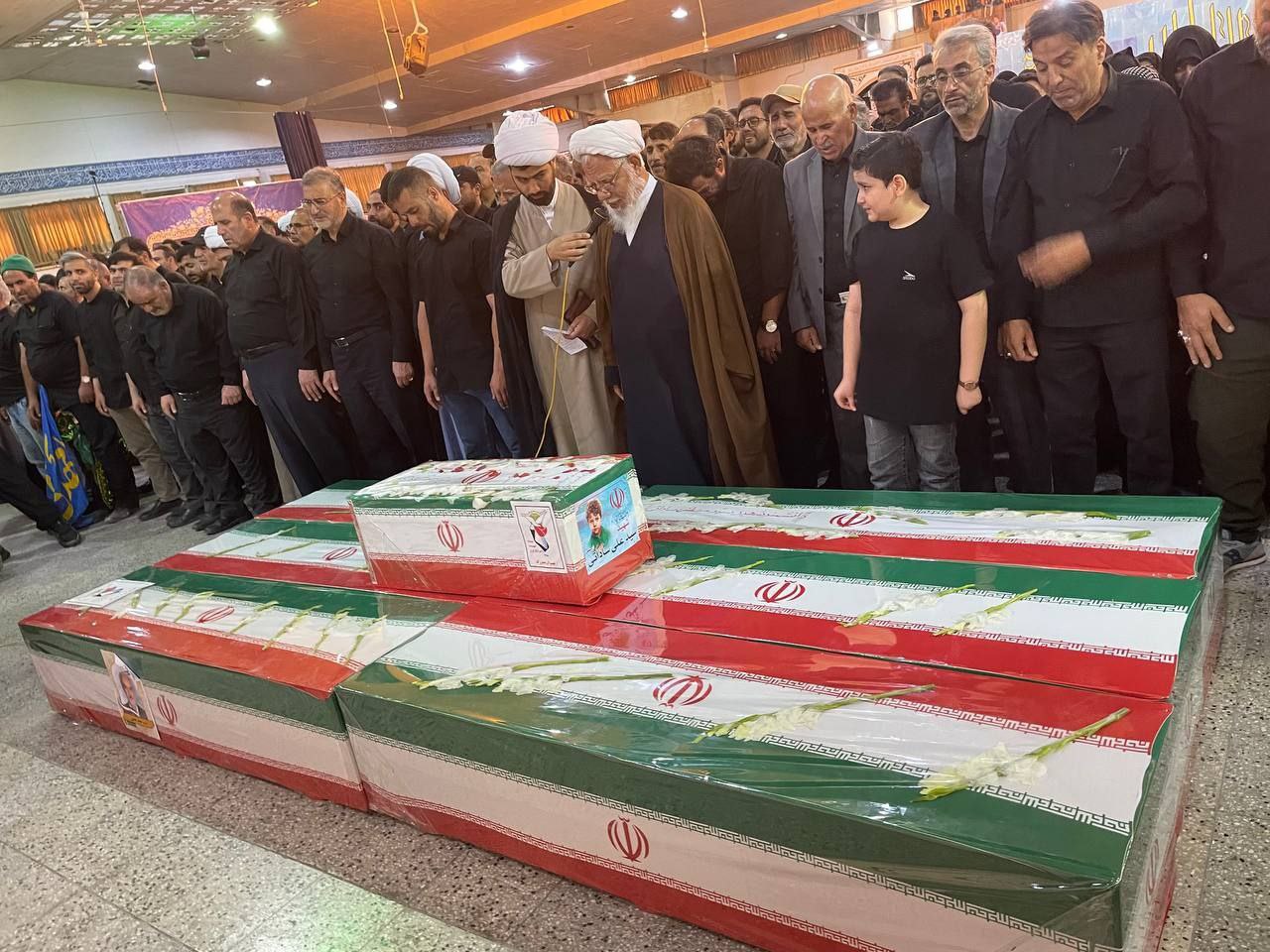 تشییع خانوادگی دانشمند هستهای در بهشتزهرا + عکس 5
