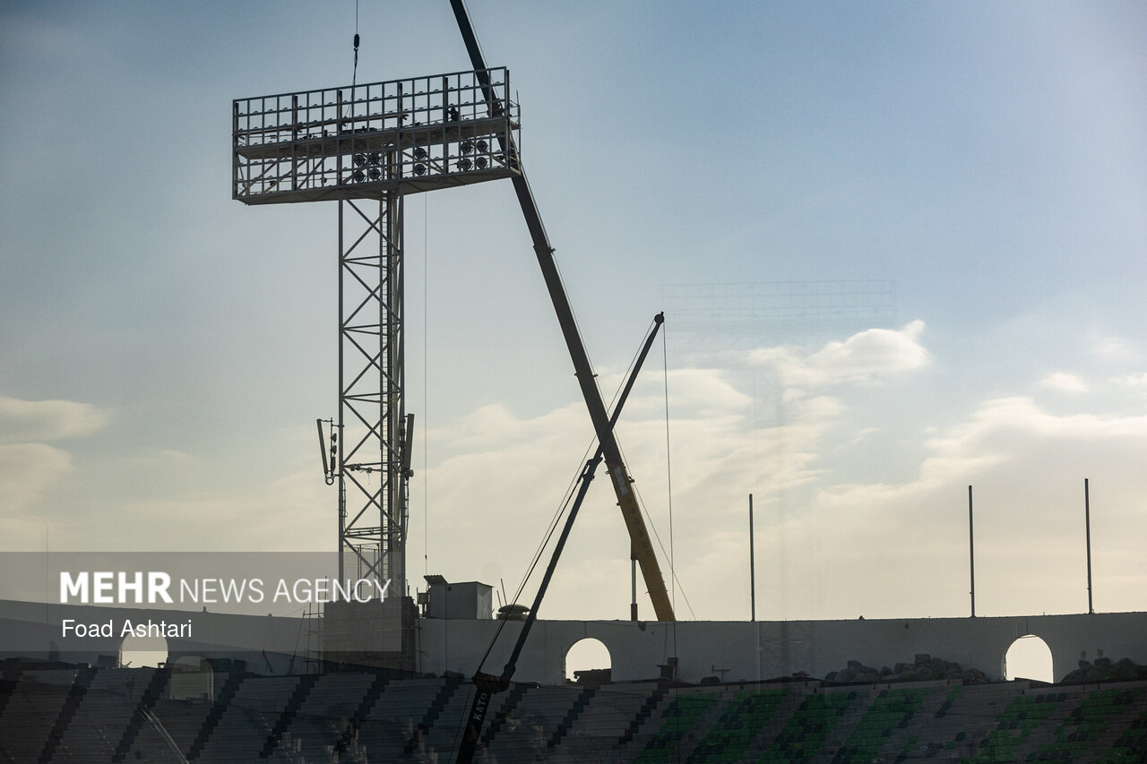 تعمیر ورزشگاه آزادی