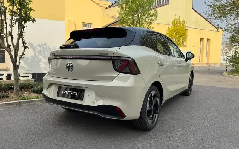 fda90f00ZTp3ZWJwfGY6MjUwODI2OS53ZWJwfGZ1aToyNDAxMTU5fGw6ZmF8djox