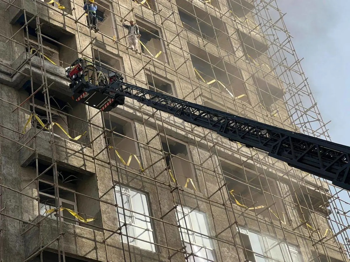 آتش سوزی در برج 20 طبقه در تهران + عکس 2