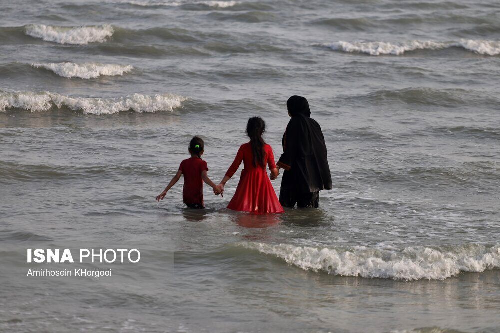 تصاویر: ساحل بندرعباس بر مدار گرما