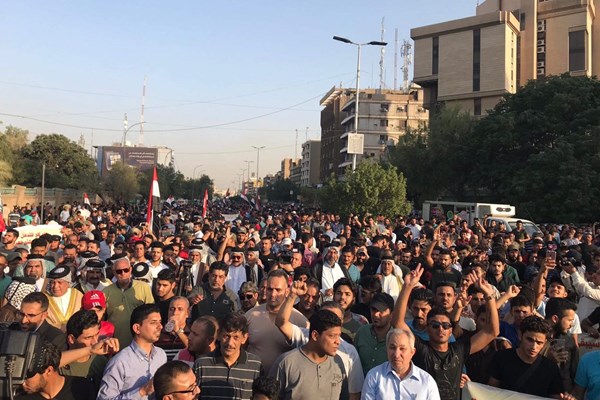 تظاهرات کنندگان عراقی