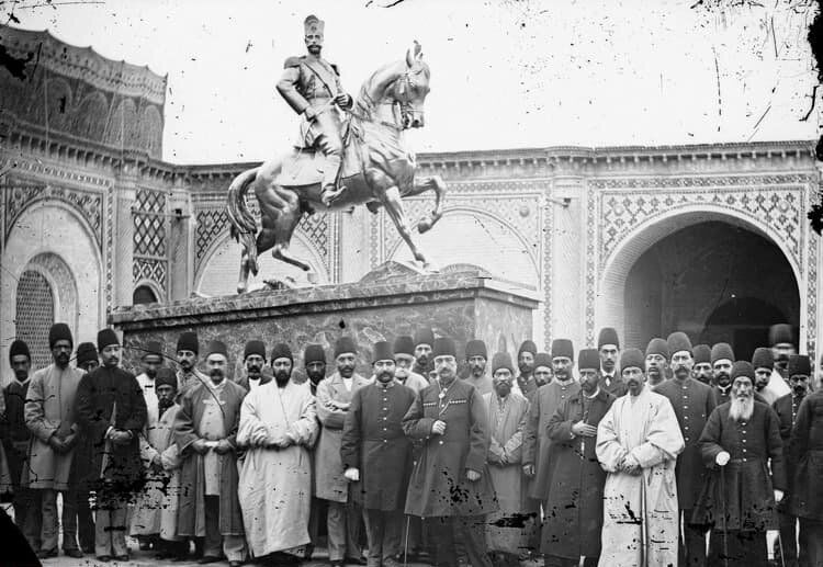 اولین مجسمه‌ای که در تهران نصب شد/ عکس