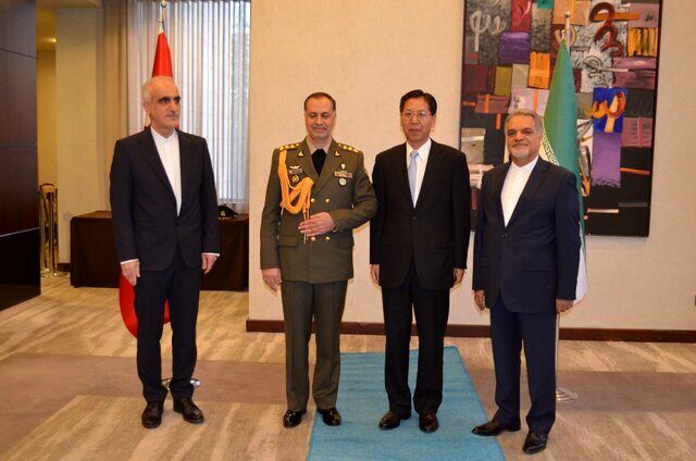 حضور سفرای چین و عربستان در مراسم روز ارتش ایران در آنکارا/عکس 