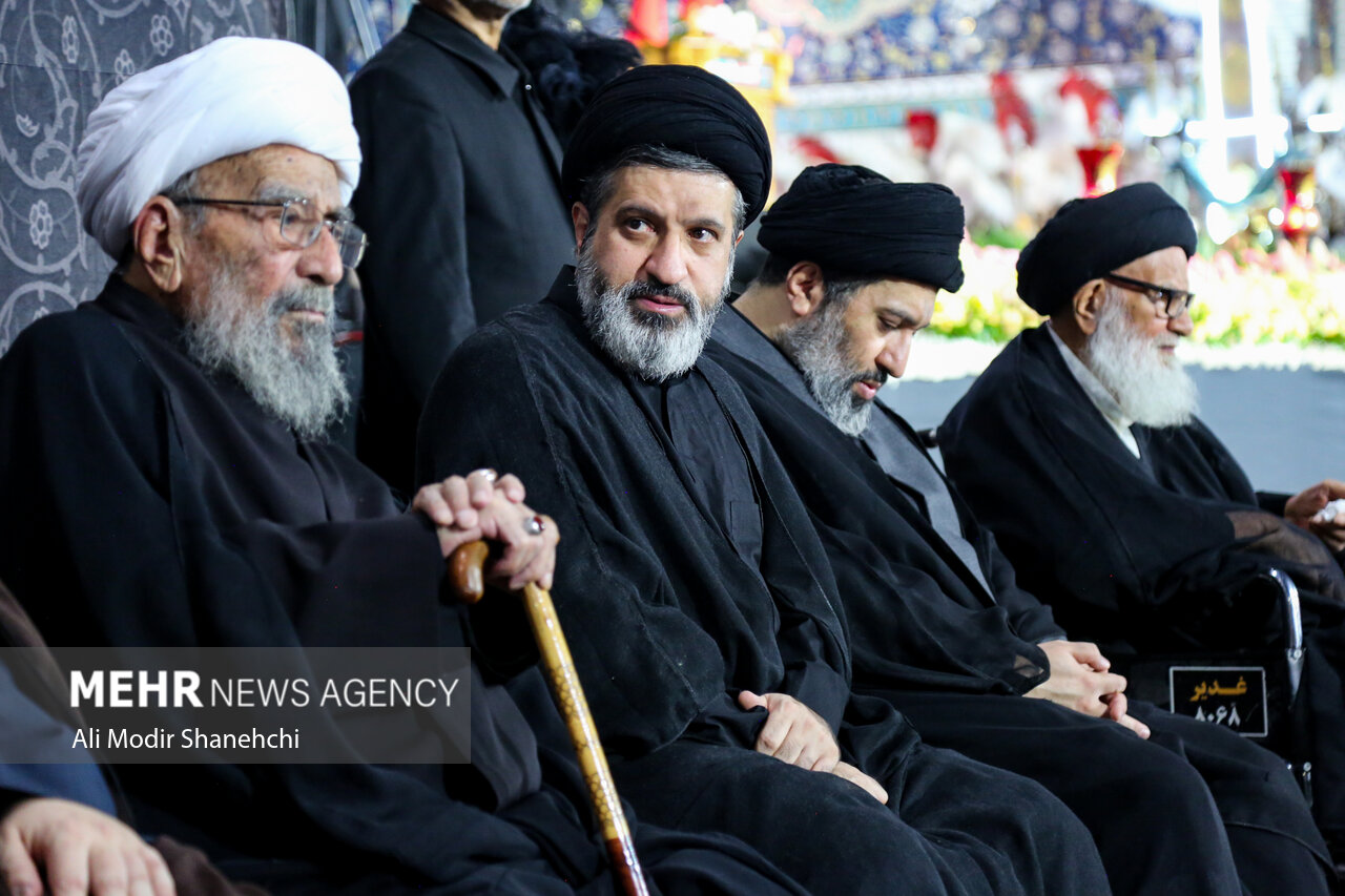 مراسم بزرگداشت چهلم رهبر شهید انقلاب