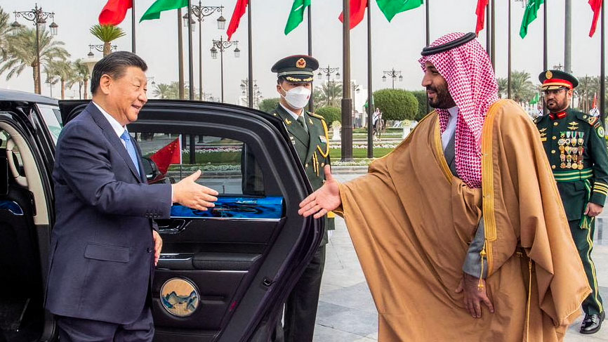 2022-12-08T113740Z_210523807_RC2N1Y9C0SKG_RTRMADP_3_CHINA-SAUDI