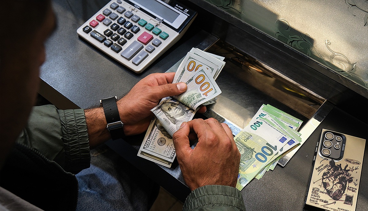 دلار ارز صرافی بازار