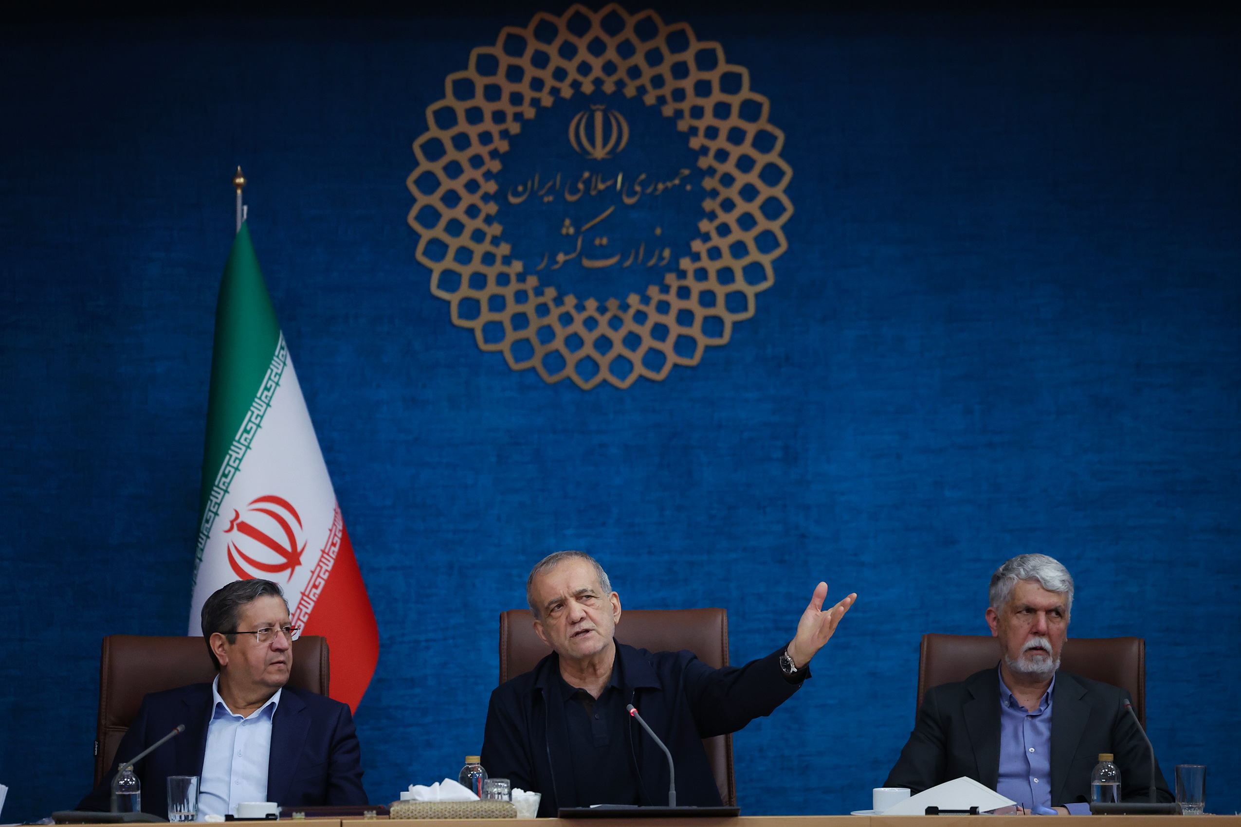 نشست صمیمی با مدیران رسانه‌ها
