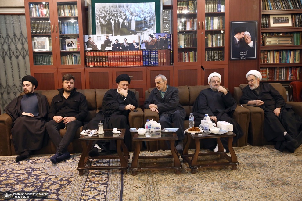 چهره‌های مطرح سیاسی در منزل مرحوم موسوی بجنوردی / از اسحاق جهانگیری تا محسن هاشمی + عکس 37