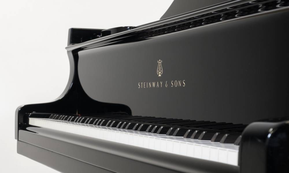 برند Steinway & Sons