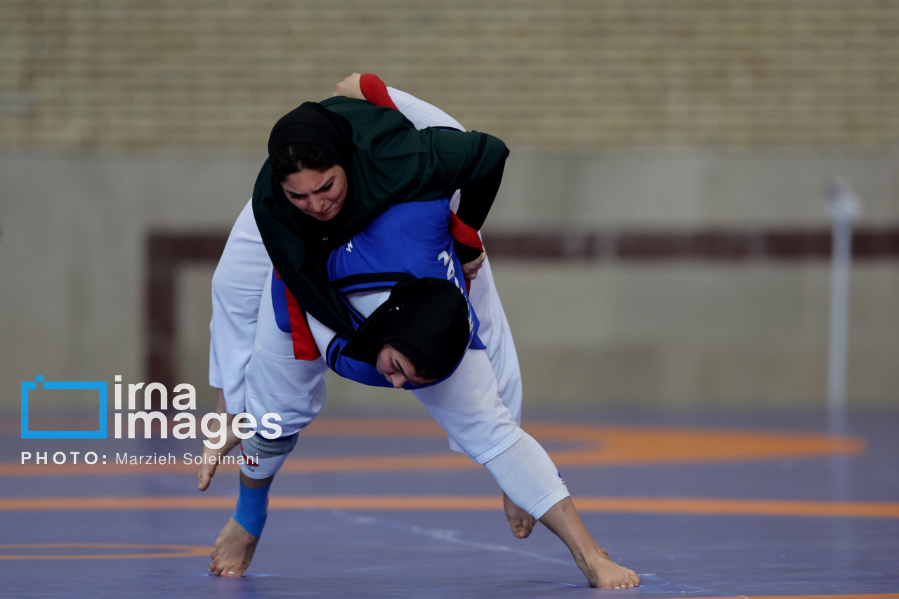 لیگ آلیش زنان